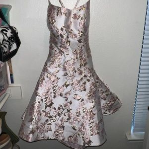 CUTE DRESS!